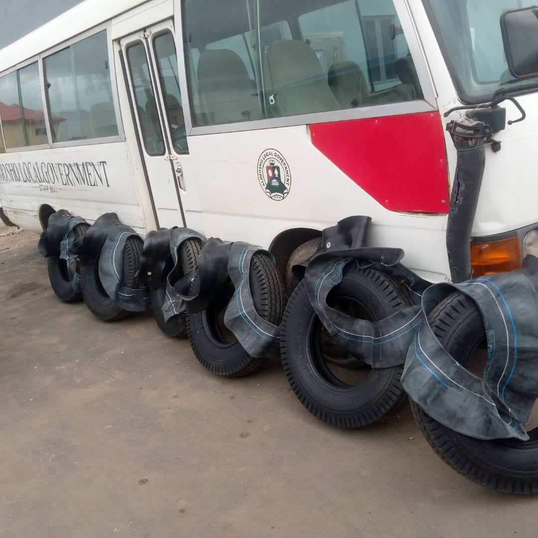 Alimosho LG Chairman, Hon. Akinpelu Johnson Fulfills Promise with Staff Bus Tyre Procurement