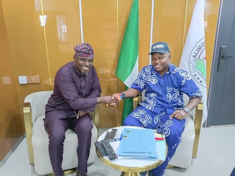 Hon. Afolabi Dada Pays Courtesy and Appreciation Visit to Hon. Akinpelu Johnson